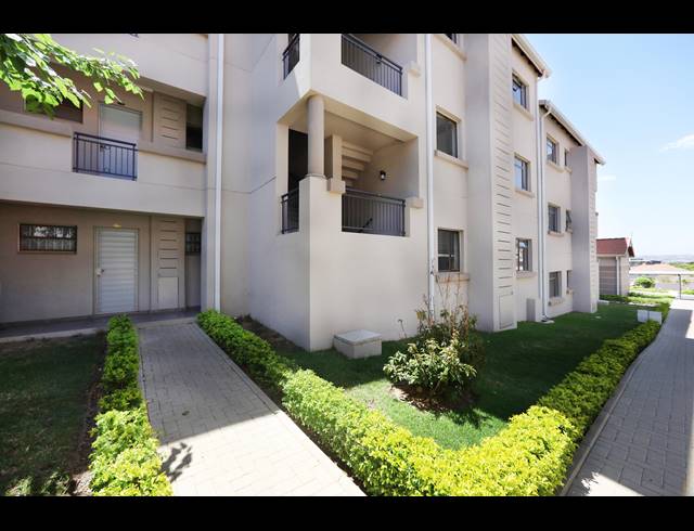 2 BEDROOM APARTMENT TO LET IN BROADACRES